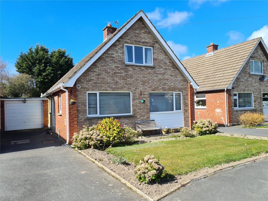 3 bed detached house for sale in Heol Alun, Waunfawr, Aberystwyth, Sir Ceredigion SY23 Zoopla