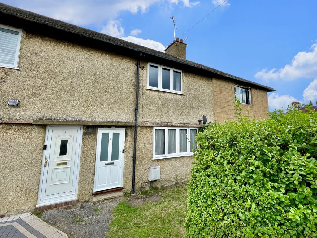 3 bed terraced house for sale in Goodden Crescent, Farnborough GU14, £