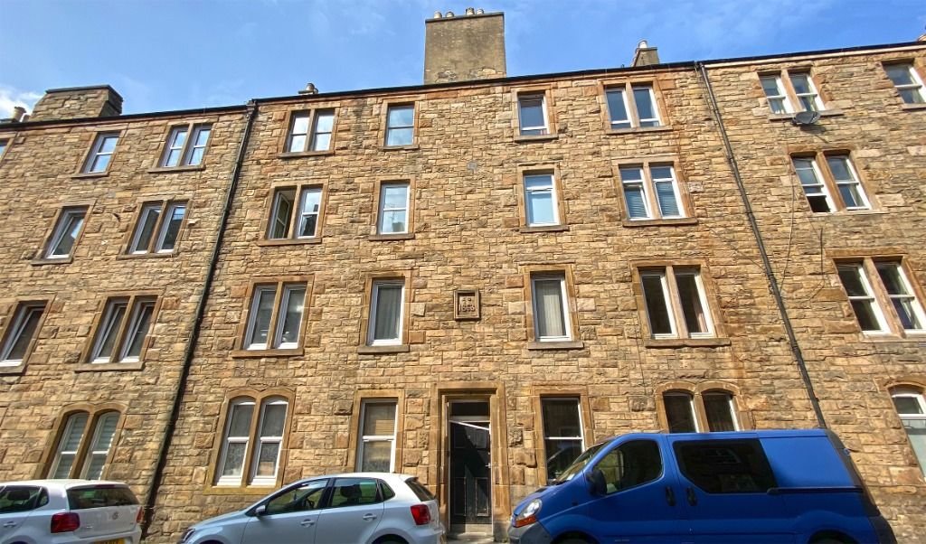 5 bed flat to rent in Upper Grove Place, Tollcross, Edinburgh EH3 Zoopla