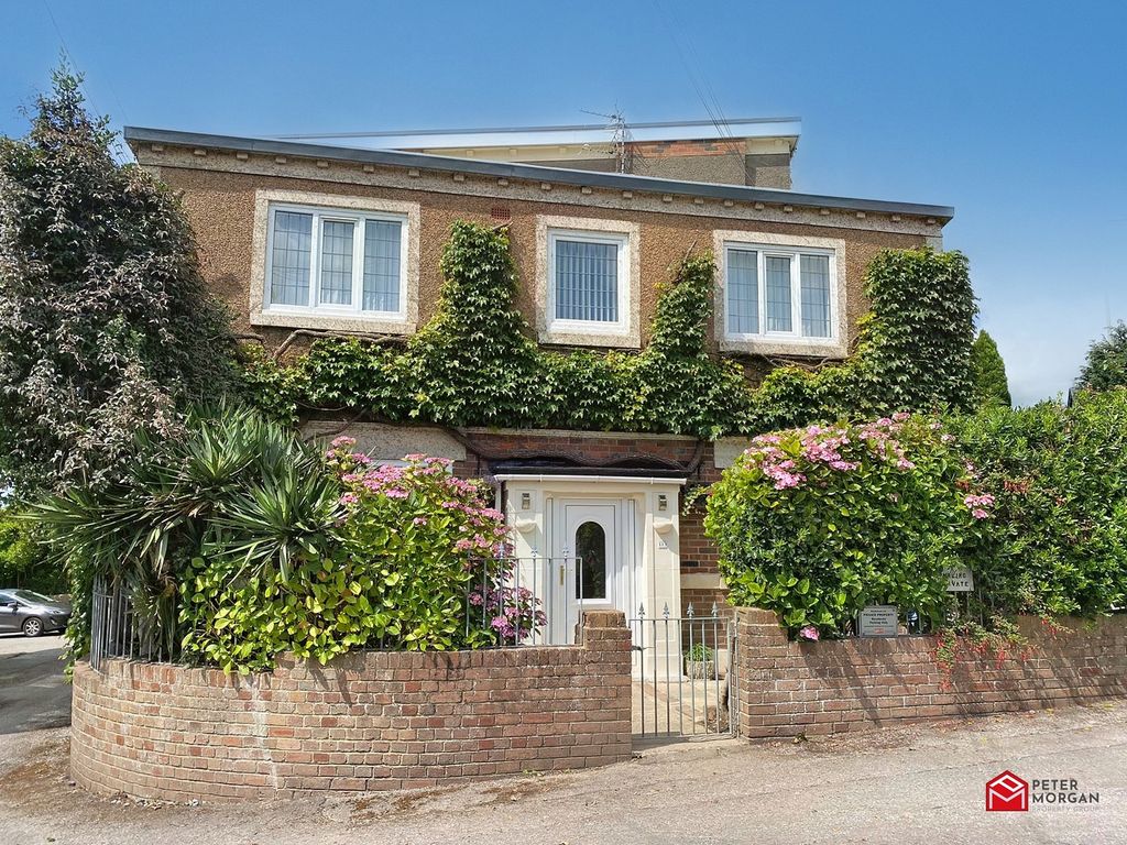 3 bed semidetached house for sale in Park Street, Bridgend, Bridgend County. CF31 Zoopla