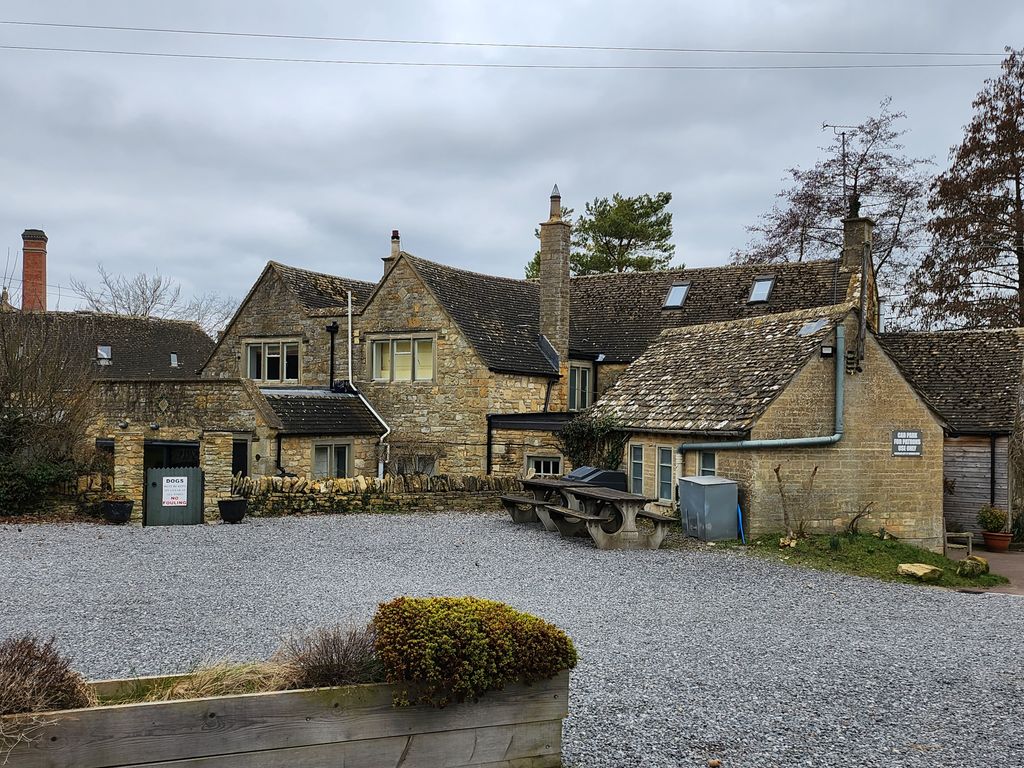 Pub/bar to let in Brockhampton, Cheltenham GL54, £45,000 pa Zoopla