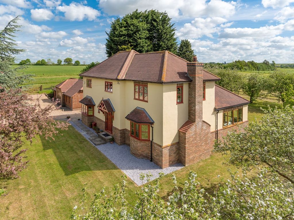4 bed detached house for sale in Bedford Road, Pavenham MK43 Zoopla