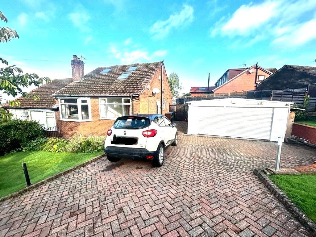 3 bed bungalow for sale in Briarwood Crescent, Marple, Stockport