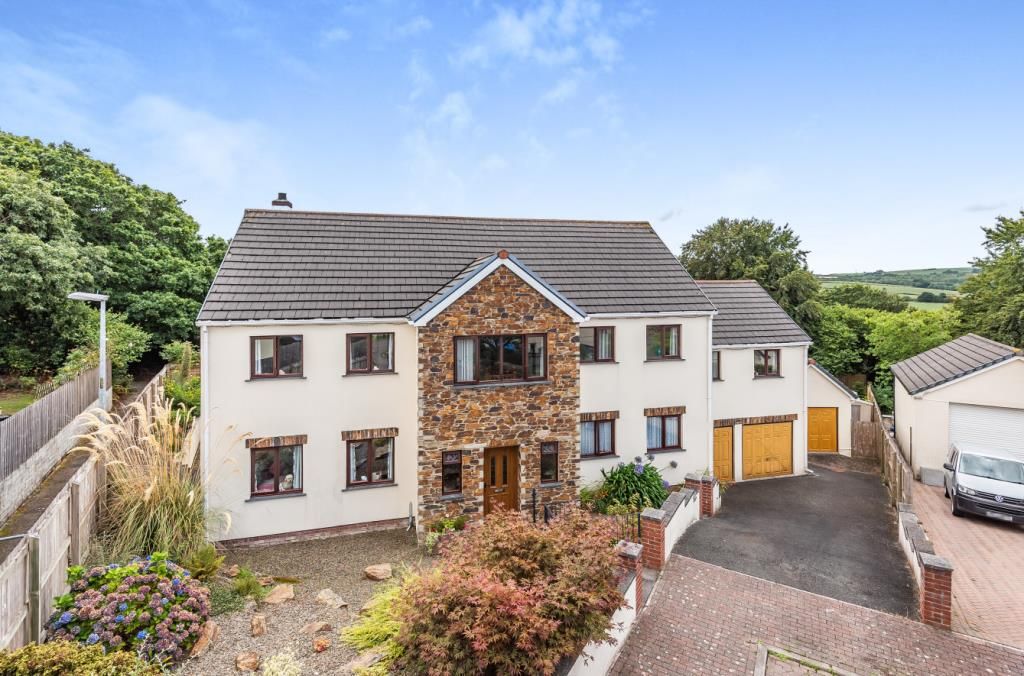 6 bed detached house for sale in Grass Valley Park, Bodmin, Cornwall