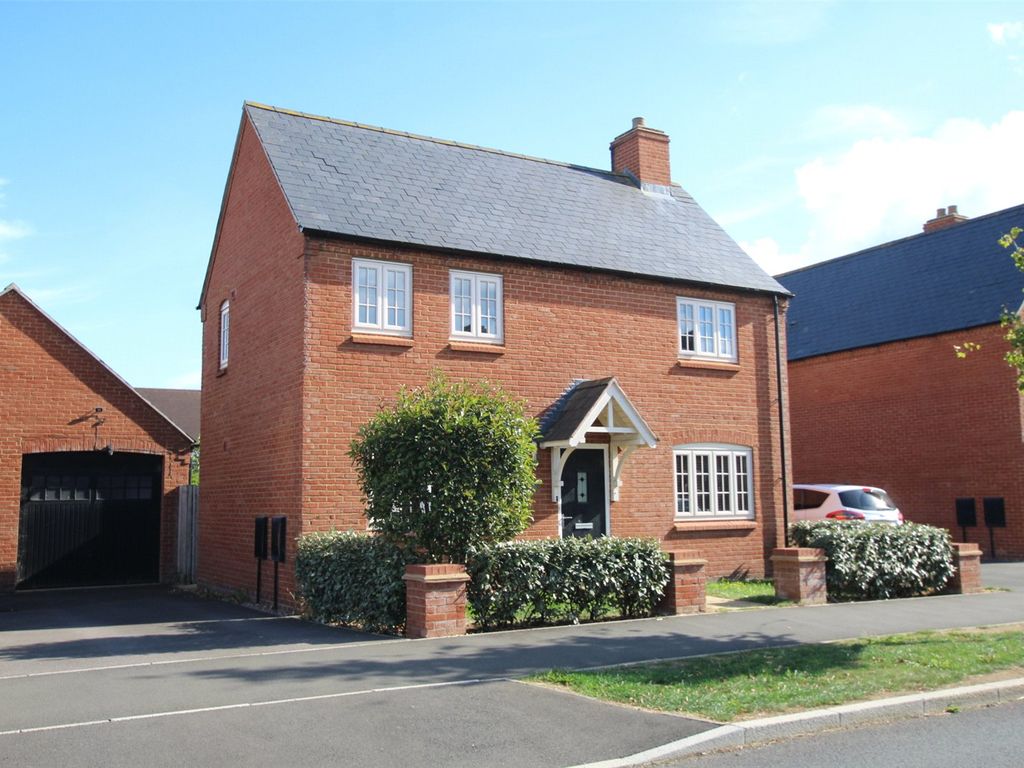 3 bed detached house for sale in Poppyfields Way, Brackley NN13 Zoopla