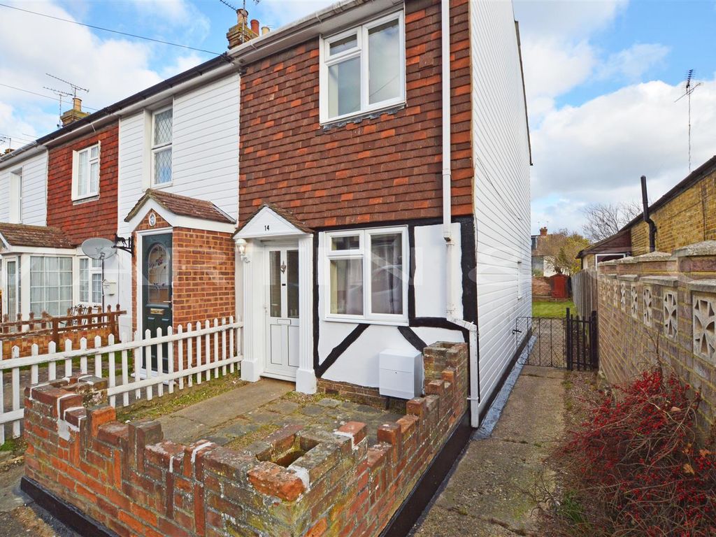 2 bed end terrace house to rent in ster Road, Rainham, Gillingham