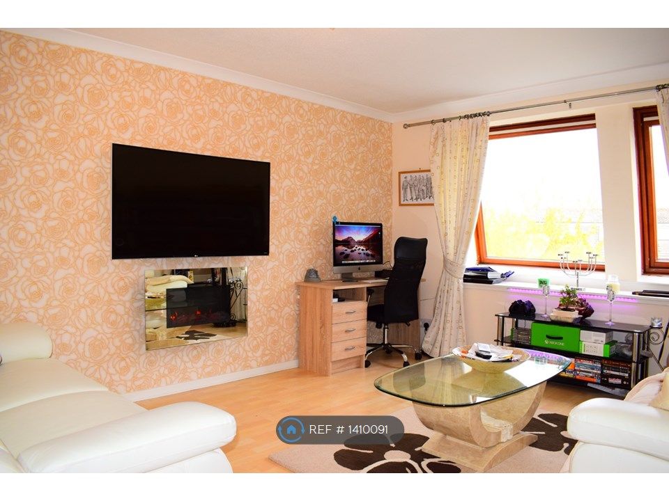 2 bed flat to rent in Ferguson Court, Bucksburn, Aberdeen AB21 Zoopla