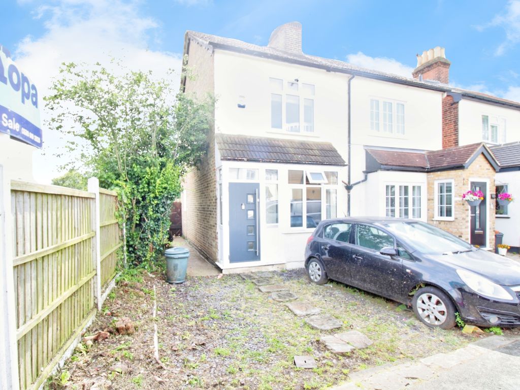 2 bed semidetached house for sale in Salisbury Road, Heath Park