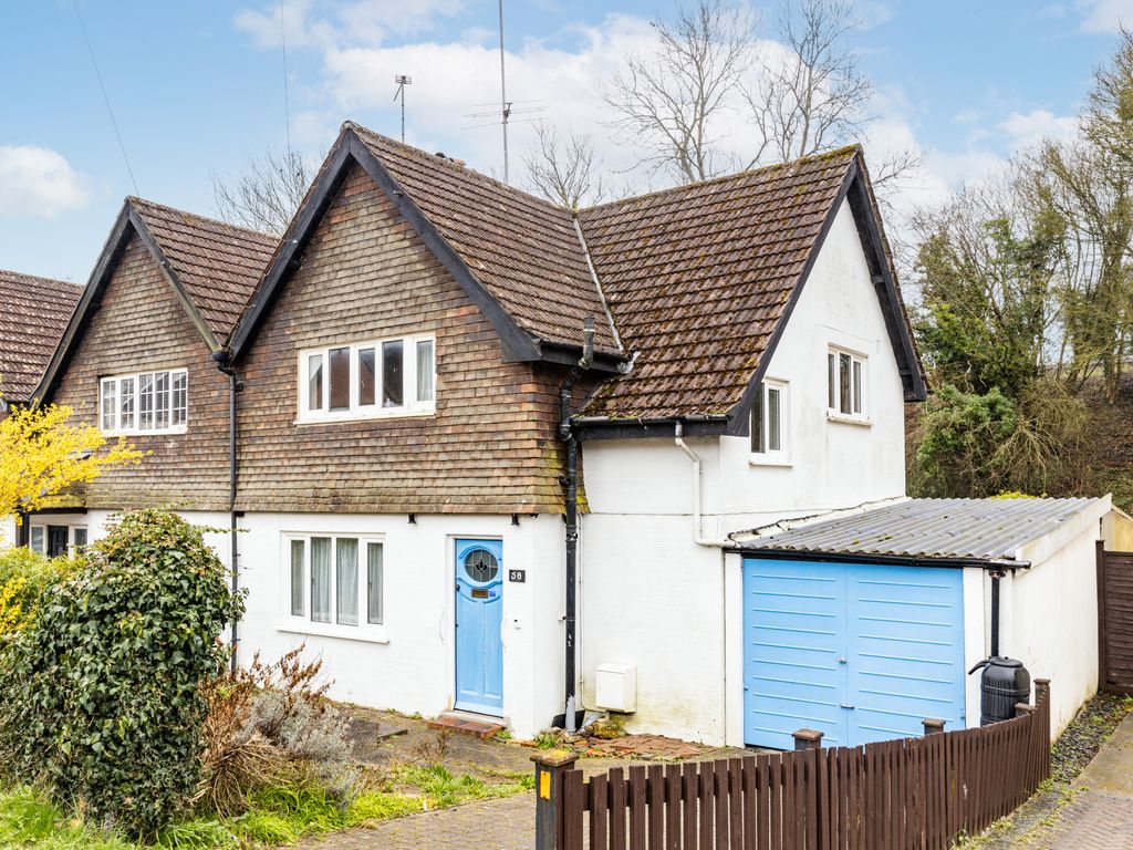 3 bed semidetached house for sale in Gordons Way, Oxted RH8 Zoopla