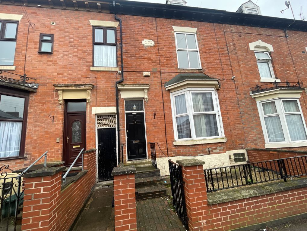 4 bed terraced house for sale in 8 Belgrave Avenue, Off Loughborough