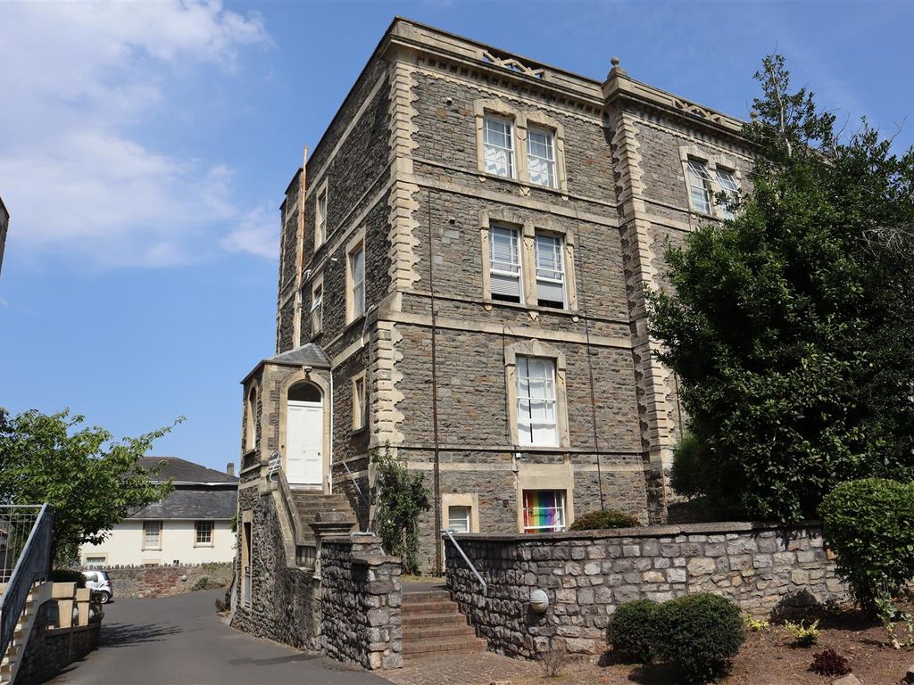 2 bed flat to rent in Herbert Road, Clevedon BS21, £875 pcm Zoopla