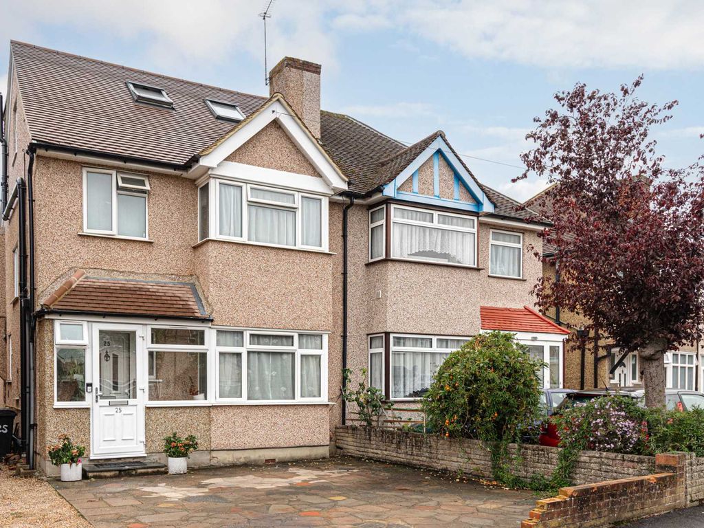 4 bed semidetached house to rent in Poole Road, Epsom KT19 Zoopla