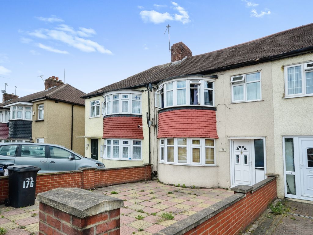 4 bed terraced house for sale in Nightingale Road, London N9 Zoopla