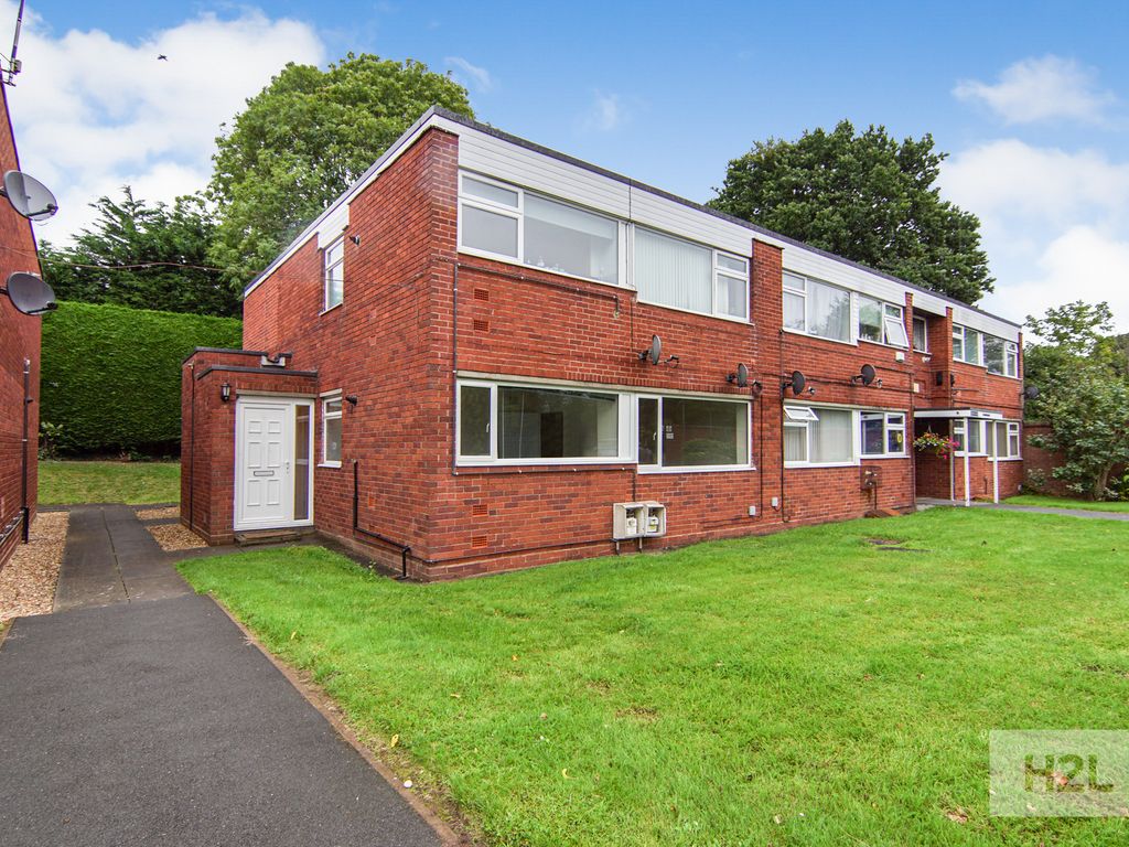 2 bed flat to rent in Garrick Close, Eastern Green, Coventry CV5, £775