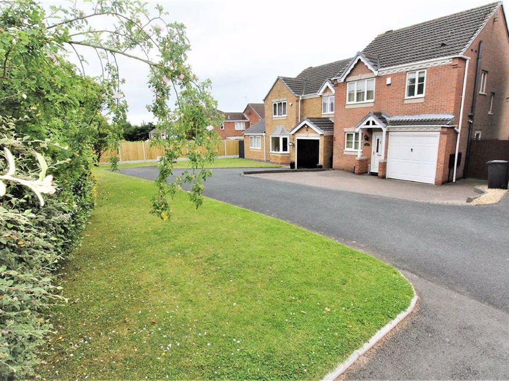 3 bed detached house for sale in Richborough Drive, Dudley DY1 Zoopla