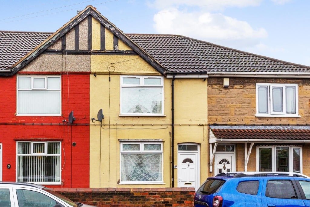 2 bed terraced house for sale in Queens Crescent, Edlington, Doncaster