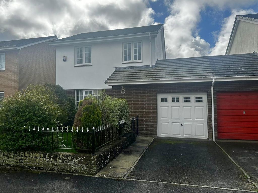 3 bed detached house for sale in Westaway Close, Barnstaple EX31 Zoopla