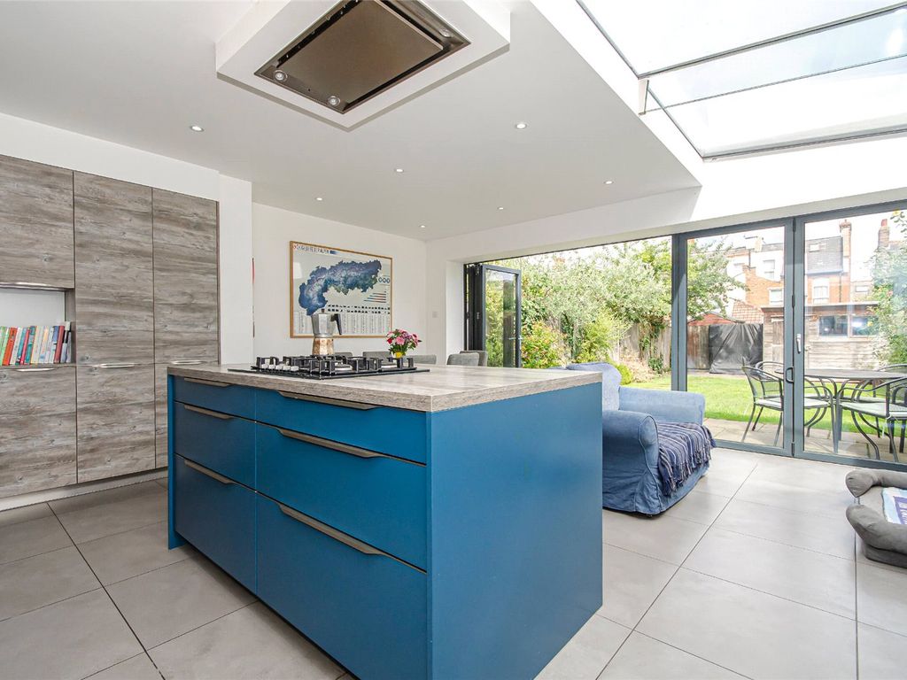 4 bed terraced house for sale in Leicester Road, London N2 Zoopla