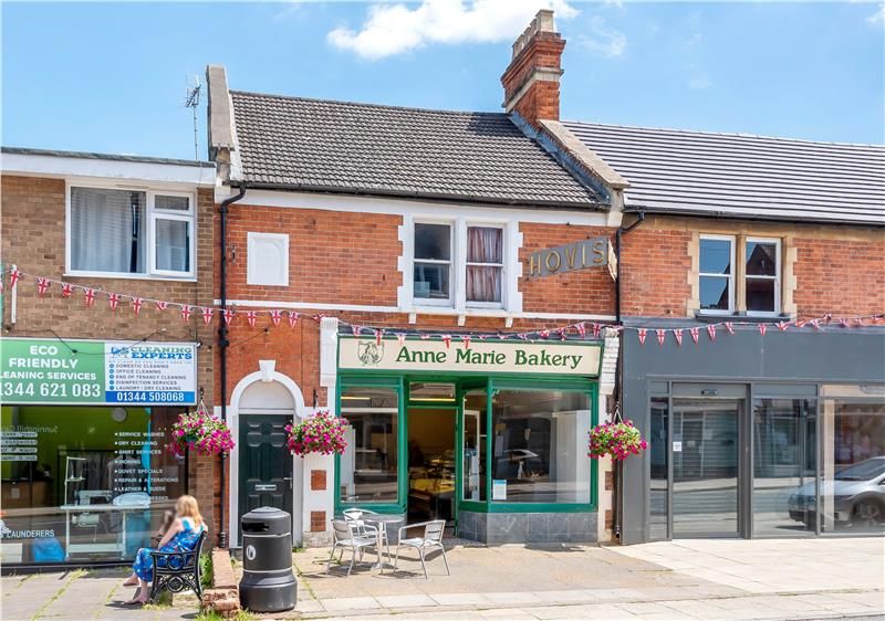 Commercial property for sale in 66/66A High Street, Sunninghill, Ascot