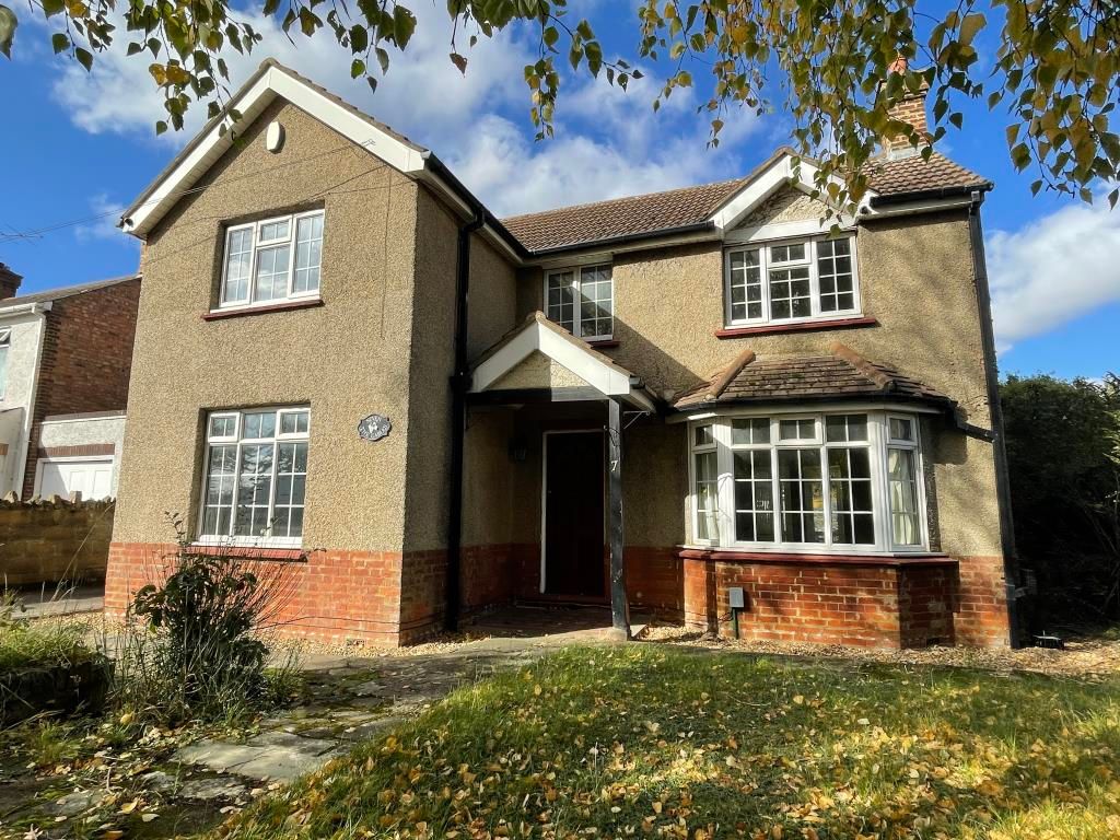 4 bed detached house for sale in Cambridge Road, Bedford MK42 Zoopla