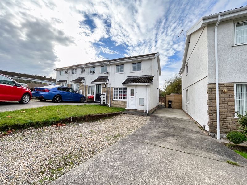 2 bed end terrace house for sale in Ridgewood Gardens, Cimla, Neath