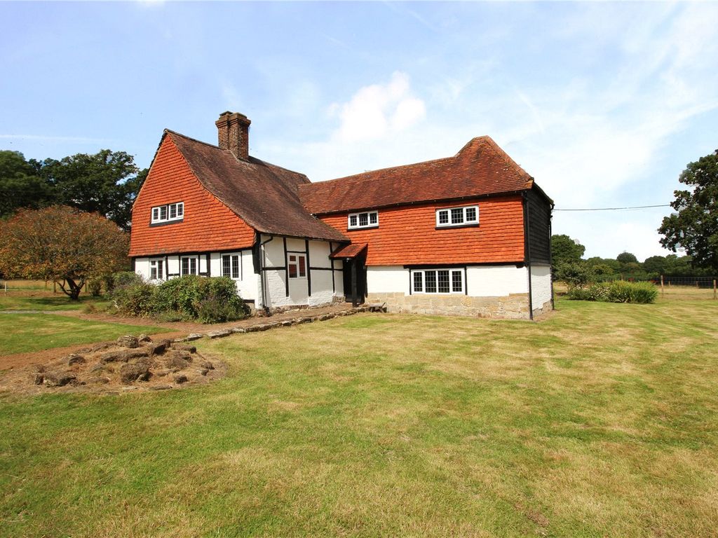 3 bed detached house for sale in Furnace Farm Road, Furnace Wood