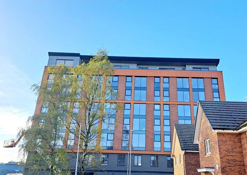 2 bed flat to rent in Inverlair Avenue, Cathcart, Glasgow G43, £1,350