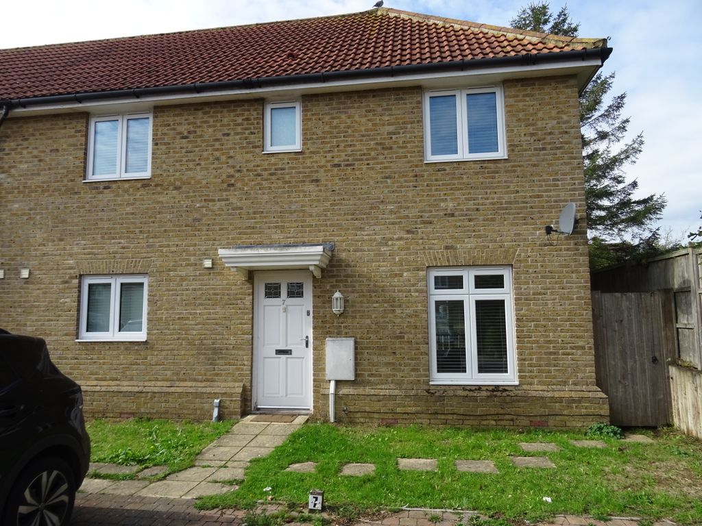 3 bed semidetached house for sale in Abercrombie Court, Aylesham CT3