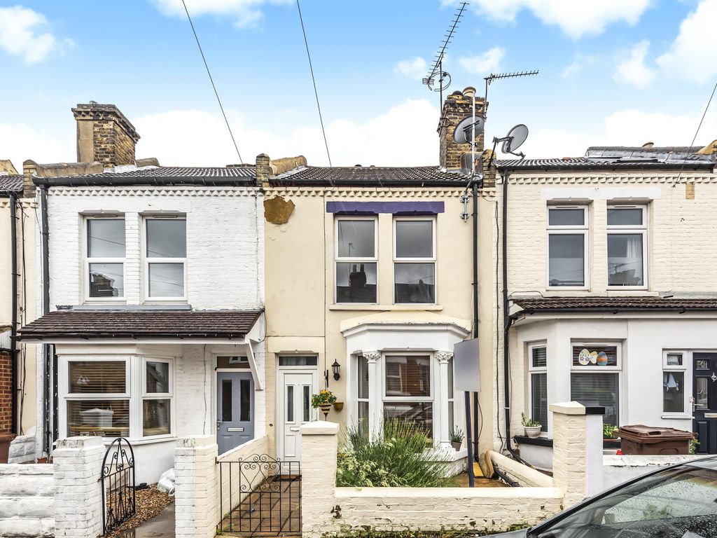 2 bed terraced house for sale in Beresford Road, Gillingham ME7 Zoopla