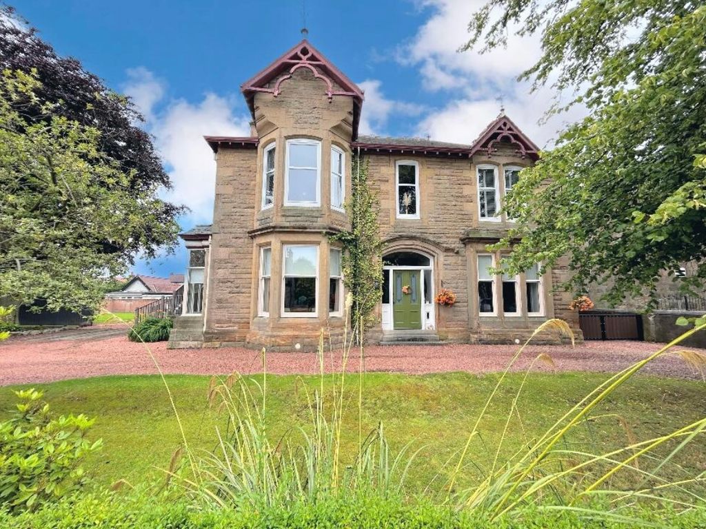4 bed flat for sale in Boness Road, Grangemouth FK3, £319,995 Zoopla
