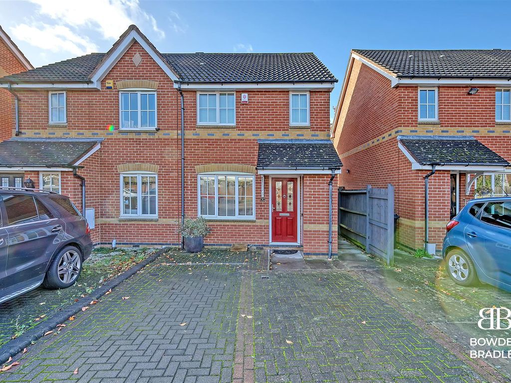 2 bed semidetached house for sale in Martina Terrace, Manford Way