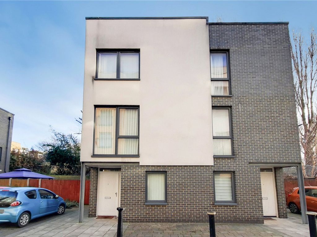 Millard Road, London SE8  