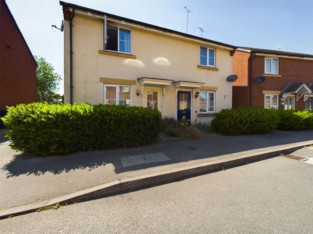 3 bed semidetached house for sale in Watermint Drive, Tuffley, Gloucester, Gloucestershire GL4