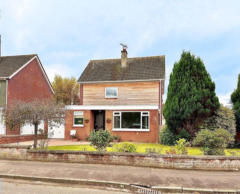 4 bed detached house for sale in Gearholm Road, Doonfoot, Ayr KA7, £