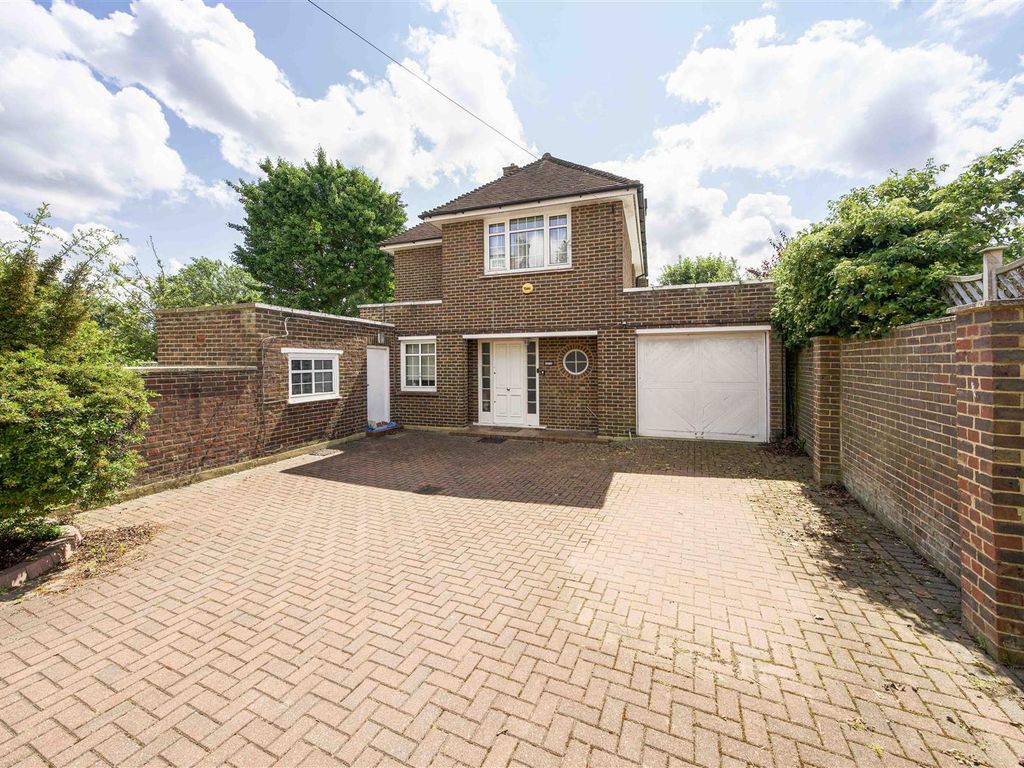 4 bed detached house for sale in Jersey Road, Osterley, Isleworth TW7