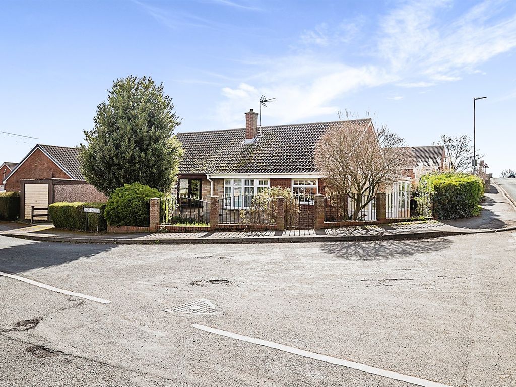 2 bed semidetached bungalow for sale in Calder Crescent, Pollington