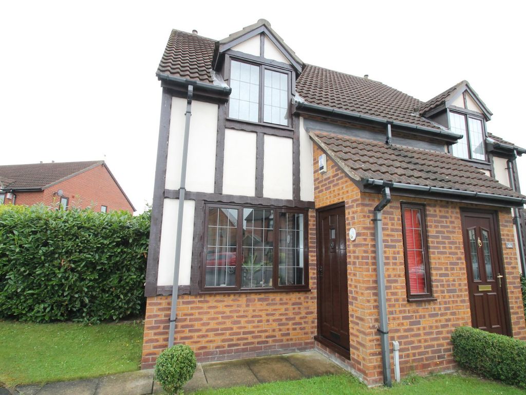 2 bed semidetached house for sale in Grace Road, Edlington, Doncaster