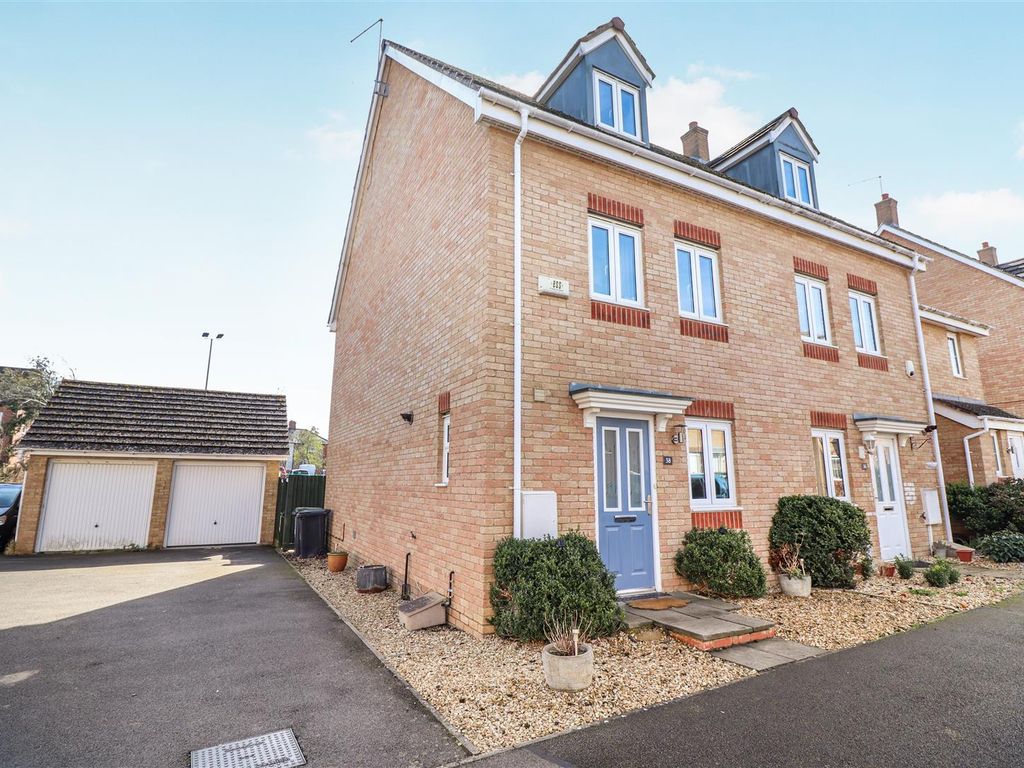4 bed end terrace house for sale in Regency Court, Rushden NN10 Zoopla