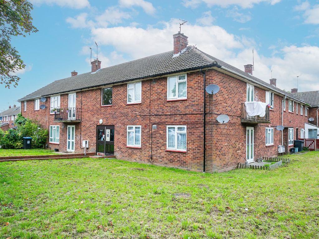 1 bed flat for sale in Fletcher Way, Hemel Hempstead, Hertfordshire HP2