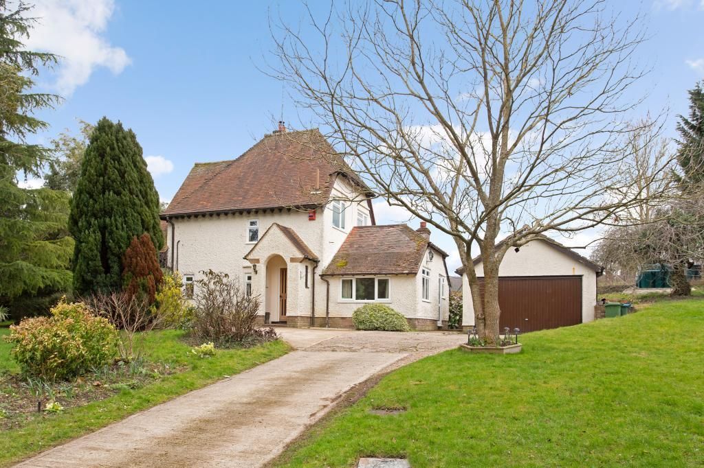 3 bed detached house for sale in Dancers End, Tring HP23 Zoopla