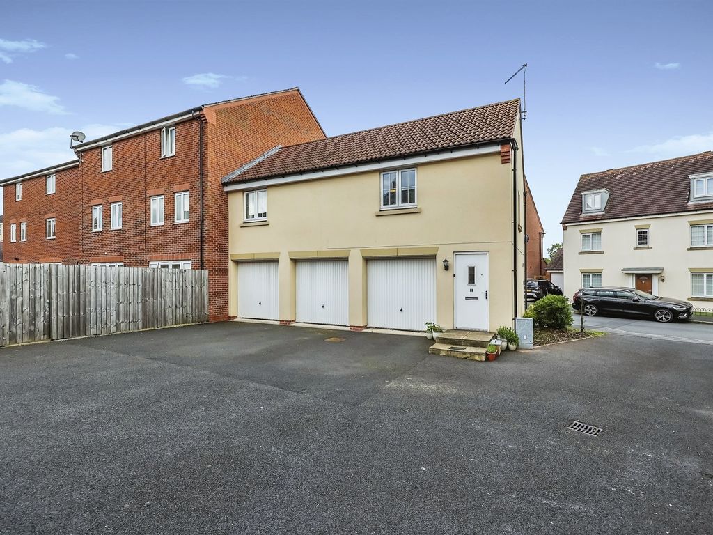 2 bed property for sale in Kestrel Grove, Hucknall, Nottingham NG15