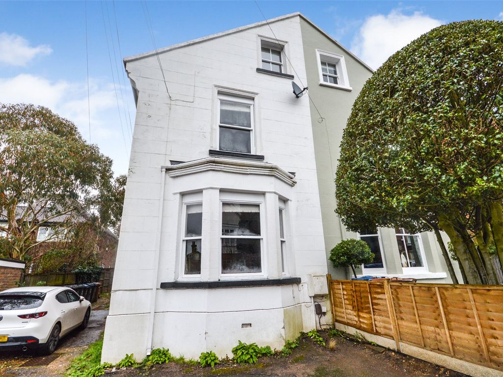 1 bed flat for sale in Grange Road, Stortford, Hertfordshire