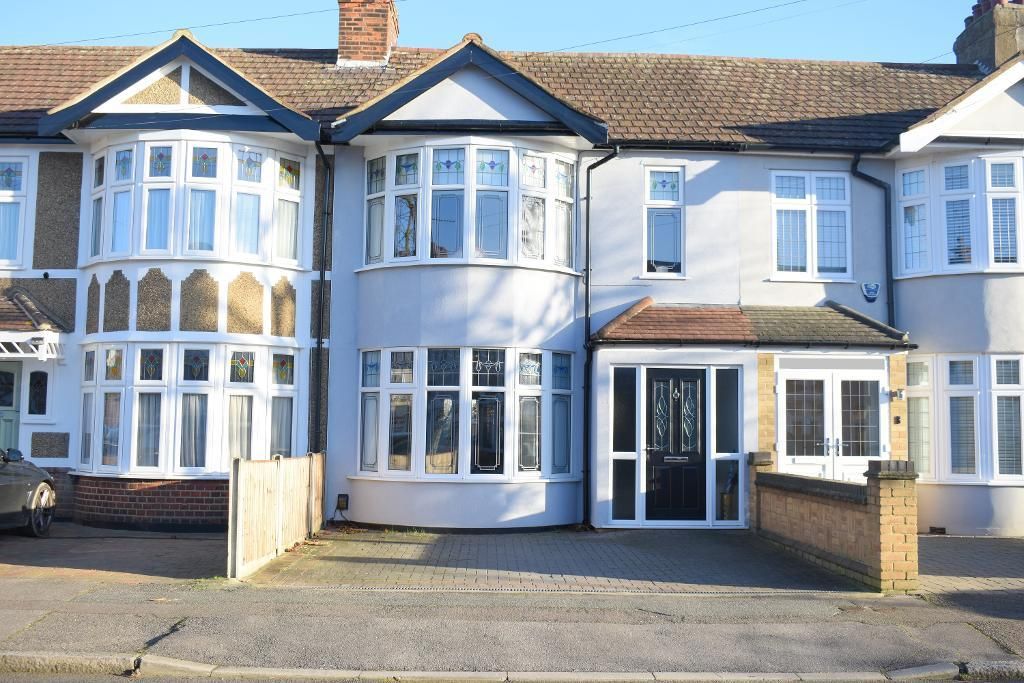 3 bed terraced house for sale in Beulah Road, Hornchurch, Essex RM12, £