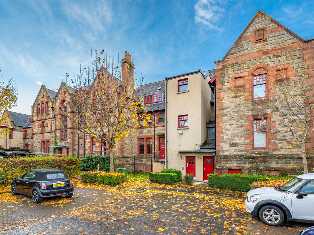 1 bed flat for sale in Coplaw Court, Glasgow G42, £130,000 Zoopla