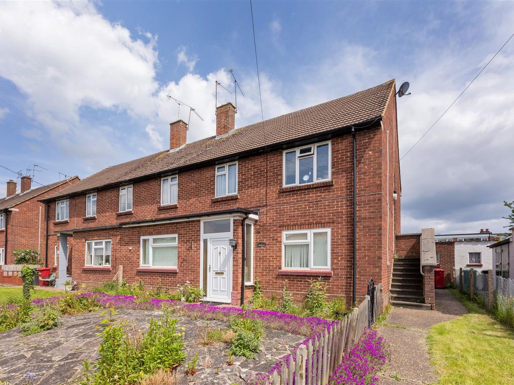 2 bed for sale in Derwent Drive, Burnham, Slough SL1 Zoopla