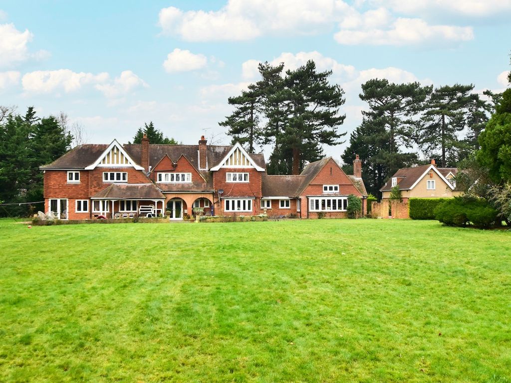 6 bed detached house for sale in Fir Tree Avenue, Stoke Poges SL2 Zoopla
