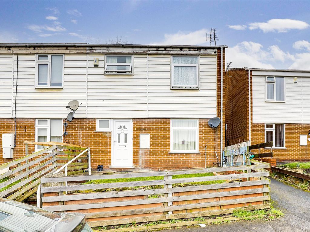 3 bed end terrace house for sale in Elgar Gardens, Thorneywood