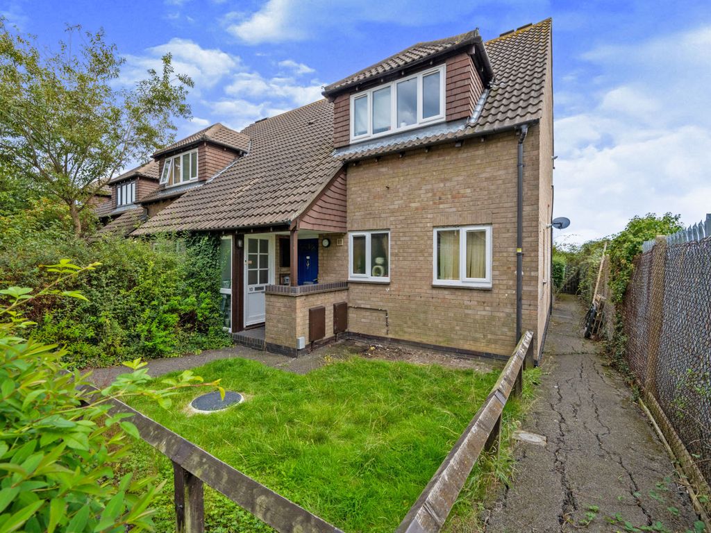 1 bed flat for sale in Haylock Close, Kempston, Bedford MK42 Zoopla