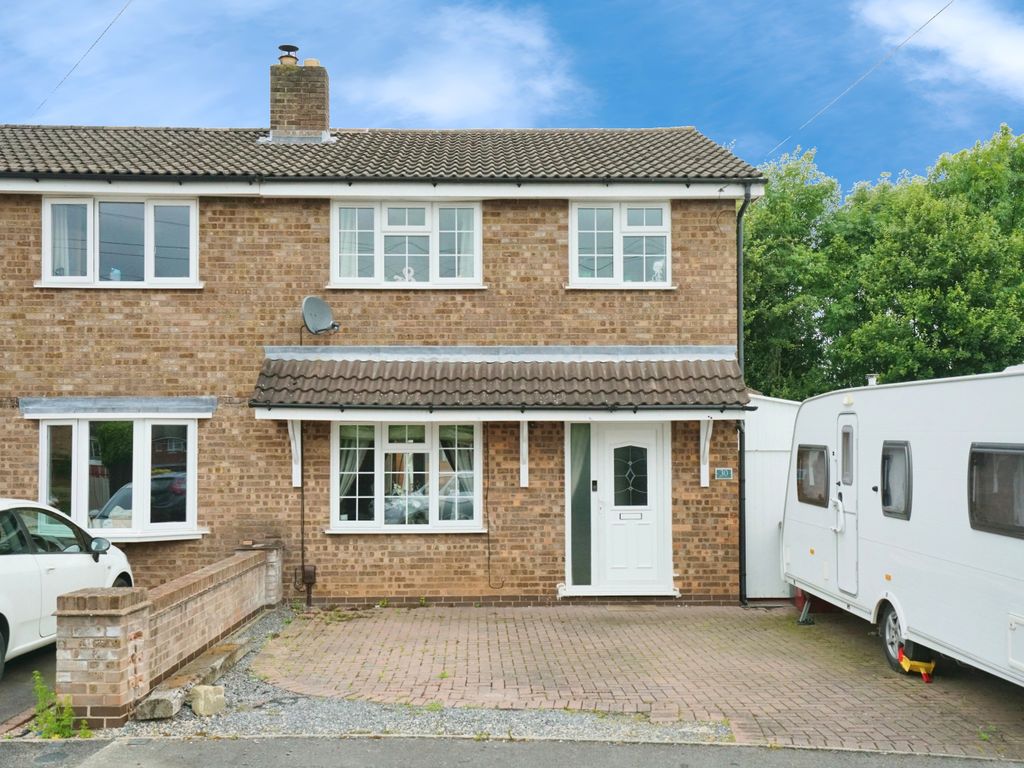 3 bed semidetached house for sale in Abney Crescent, Measham