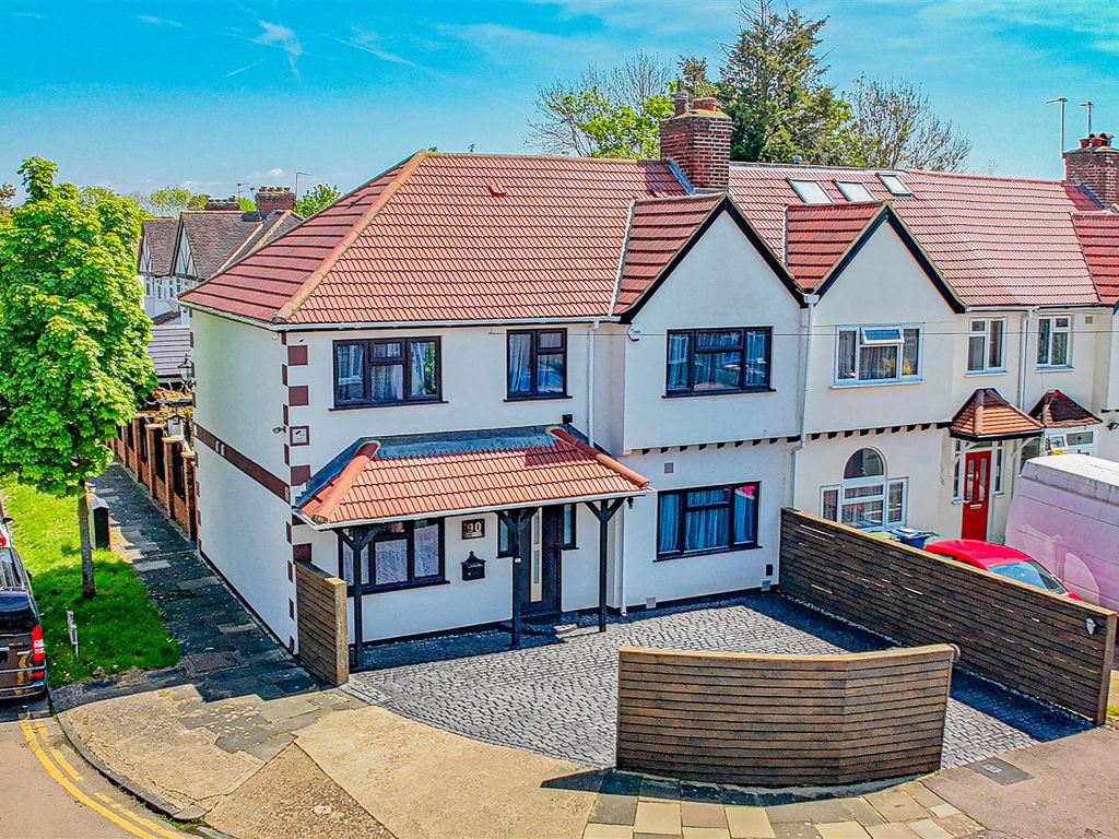 4 bed end terrace house for sale in Ken Road, Harrow HA3, £